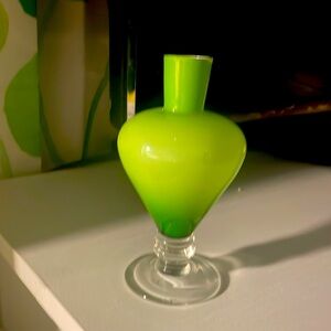 GORGEOUS Ombre’ Green Glass Vase